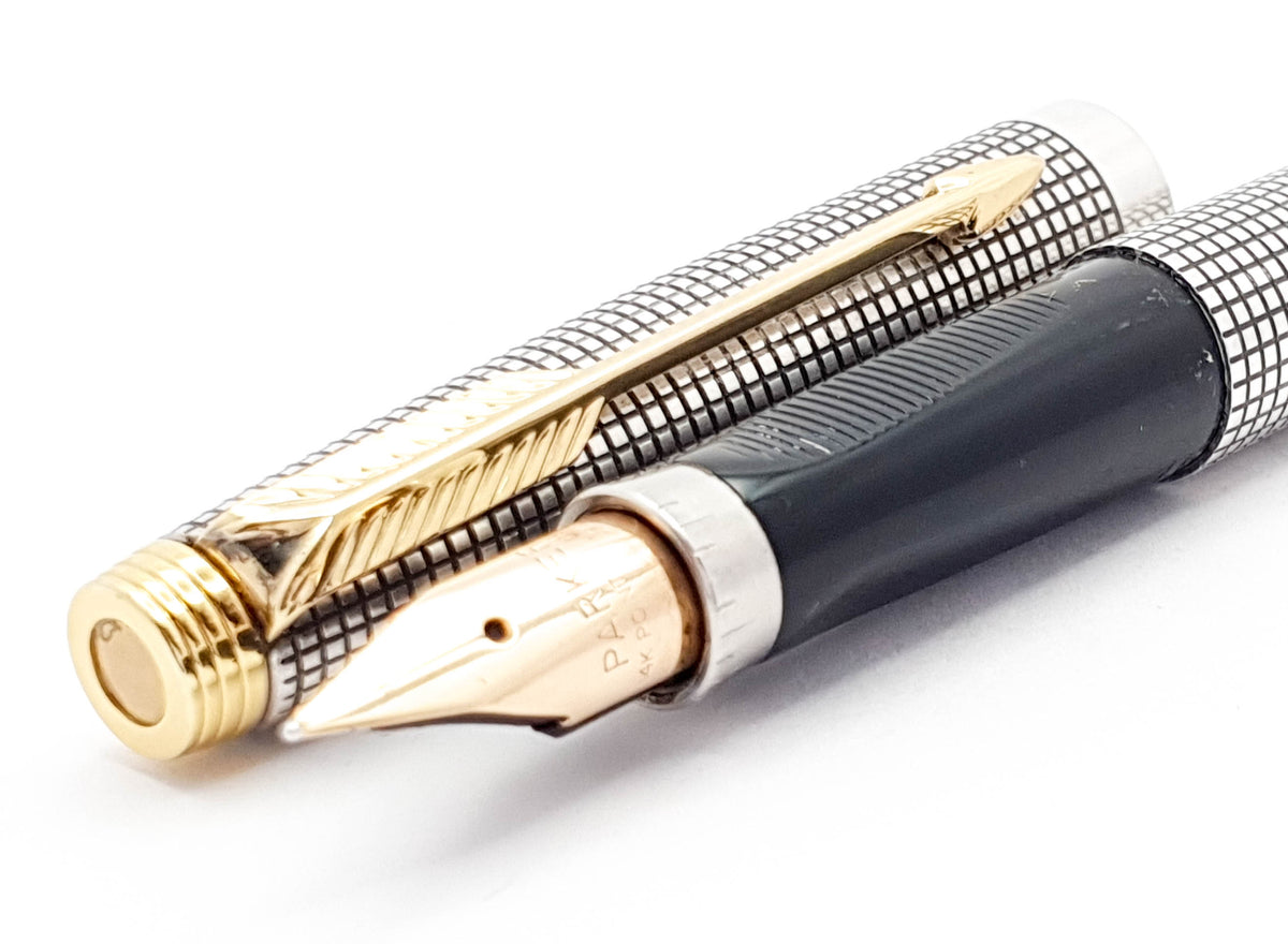 VTG Parker Premier Stylo Plume Sterling Silver Cisele Fountain Pen 18K Gold  Nib 