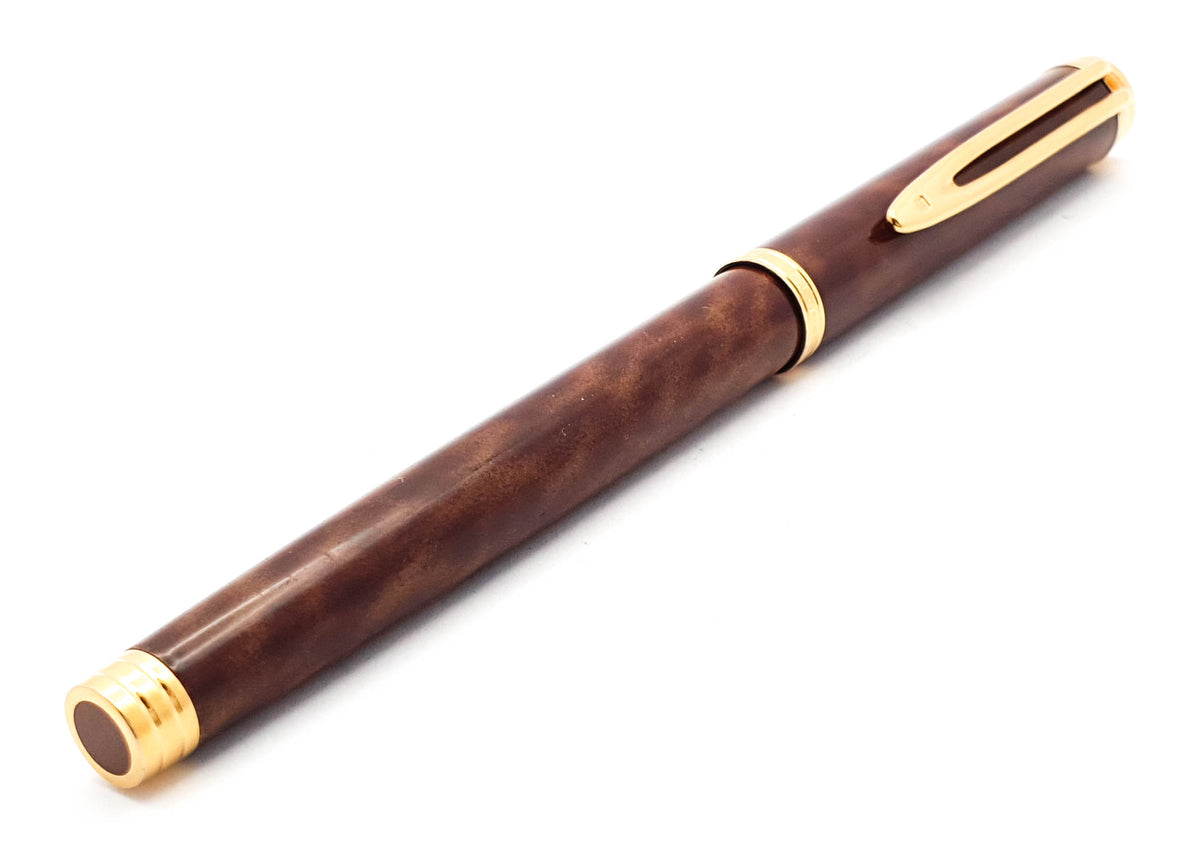 Waterman Gentleman Wood Grain Lacquer Fountain Pen: 18k Gold