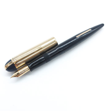 Vintage Eversharp Skyline Fountain Pen: 14k Gold Fine Nib