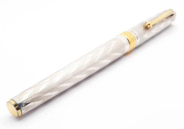 Montegrappa 402 Sterling Silver Fountain Pen: 18k Gold Fine Nib