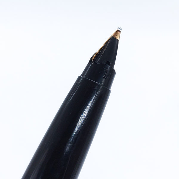 Parker 45 Flighter Deluxe GT Fountain Pen: 14k Gold Medium Nib