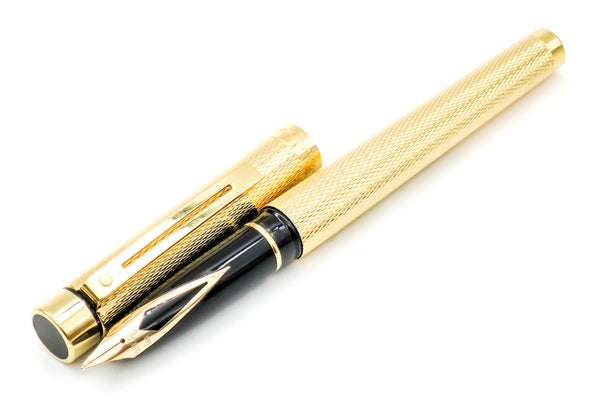 Sheaffer Targa 1009 Barleycorn Classic Fountain Pen 14k Gold Fine Nib